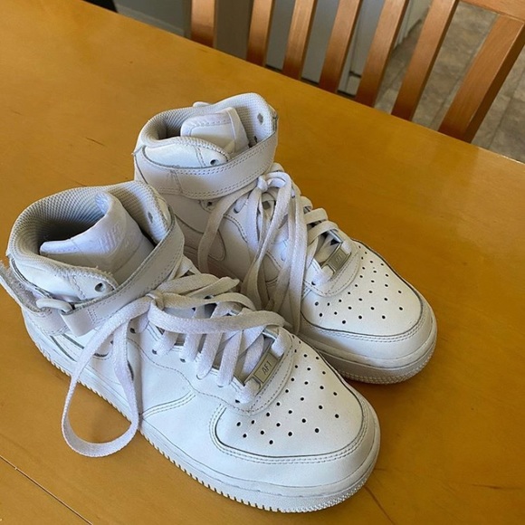 Nike Shoes - SOLD ON INSTA